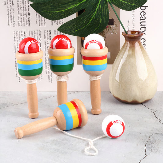 Kendama Mini din Lemn 9.5cm, cu Bilă pe Sfoară Diferite Culori Engros