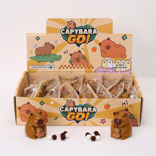 Jucarie Squeeze Labuta 16/set Model Capybara cu Pui 5.5cm, Diferite Culori